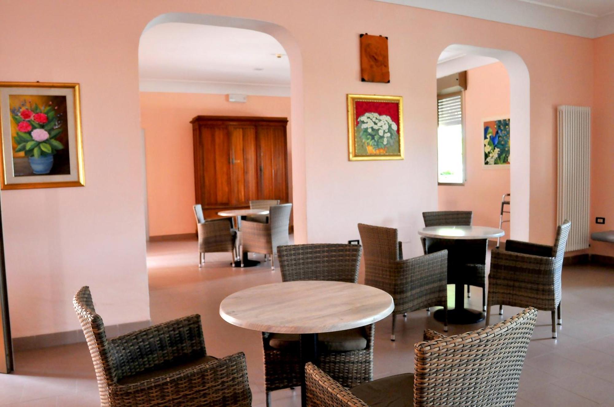 Stella - Casa Per Ferie Hotel เบลลาเรีย-อีเจอา มารีนา ภายนอก รูปภาพ